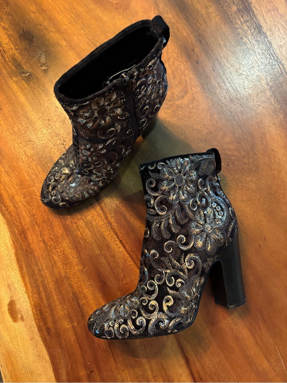 Guess Black Embroidered Metallic Accent Block Heel Ankle Boots